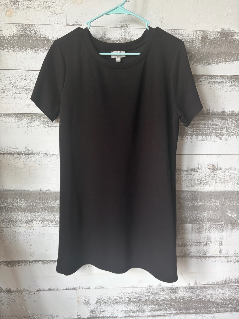 Women’s Black Mini Dress - Classic Short-Sleeve Shift